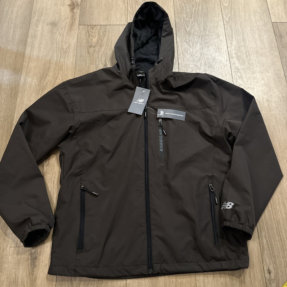 New Balance Men's‎ Wind Jacket Mesh Lined Lightweight Hooded Brown Medium